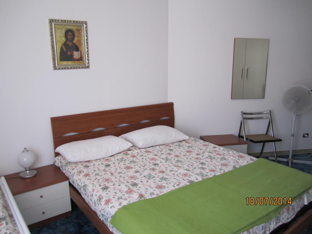 Apartments Mediterraneo 475 Scalea Bagian luar foto